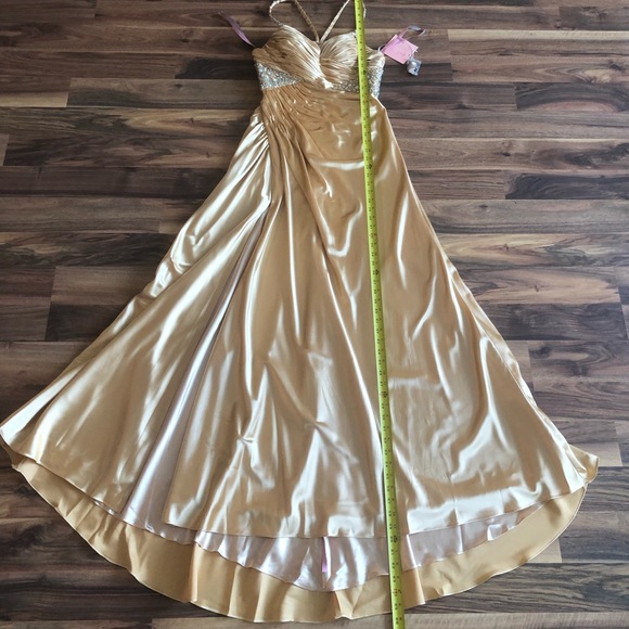 BNWT Blush gold satin beaded gown - Picture 12 of 14